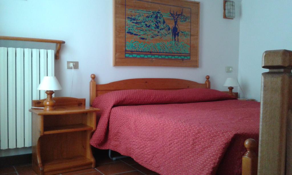 Cervinia Due Aparthotel Breuil-Cervinia Szoba fotó